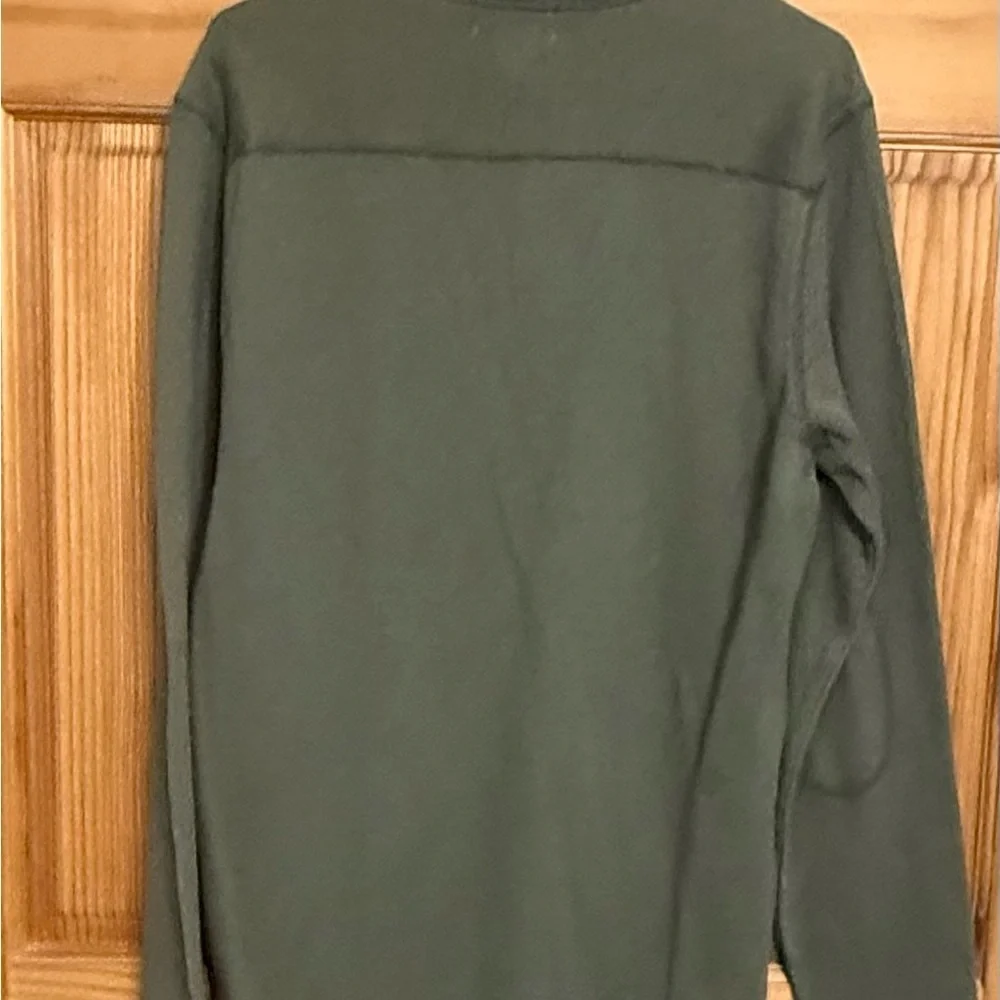 Like new! Mens army olive green large banana republic thick textured pullover